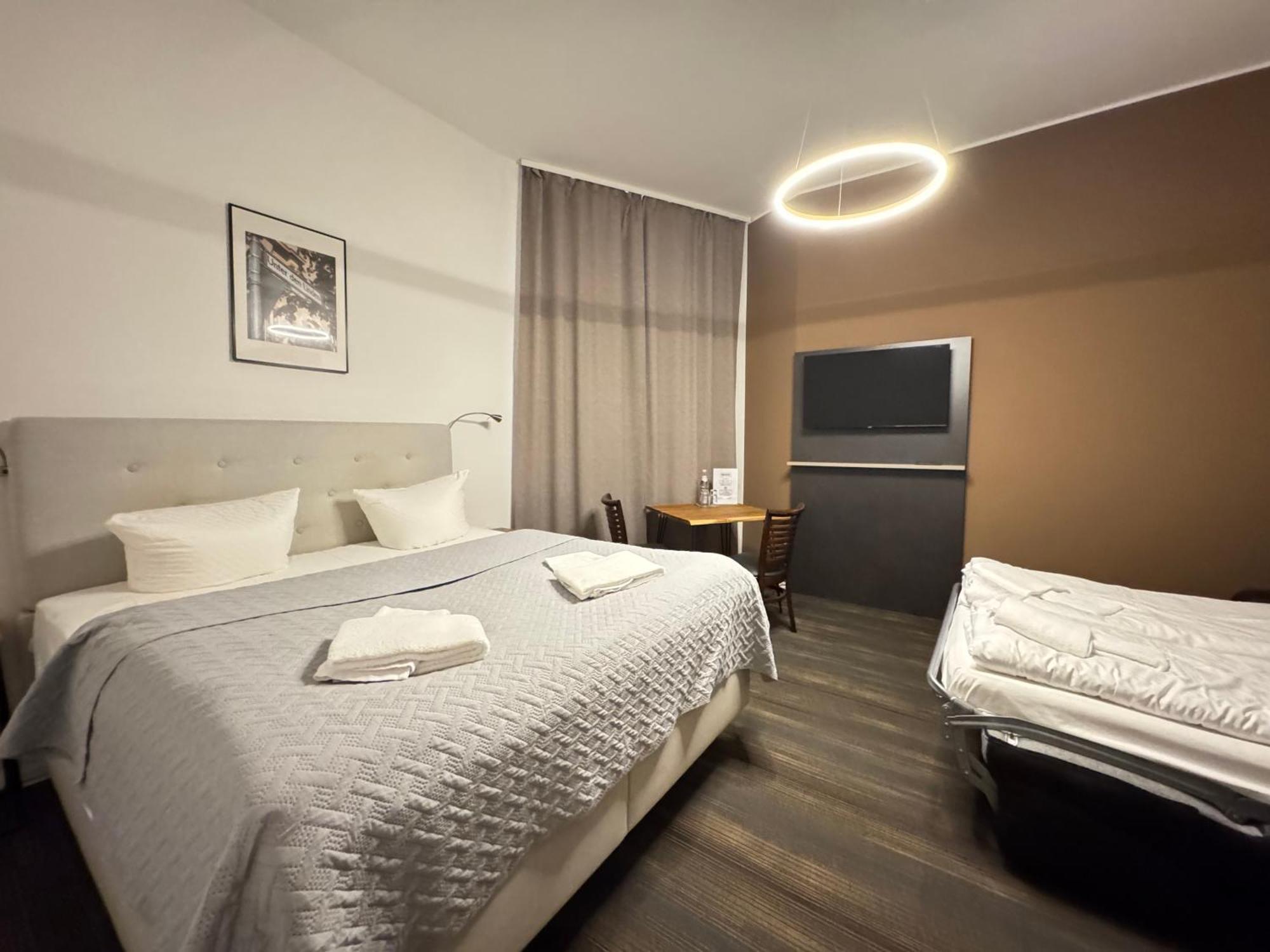 Hotel Bregenz Berlín Exterior foto